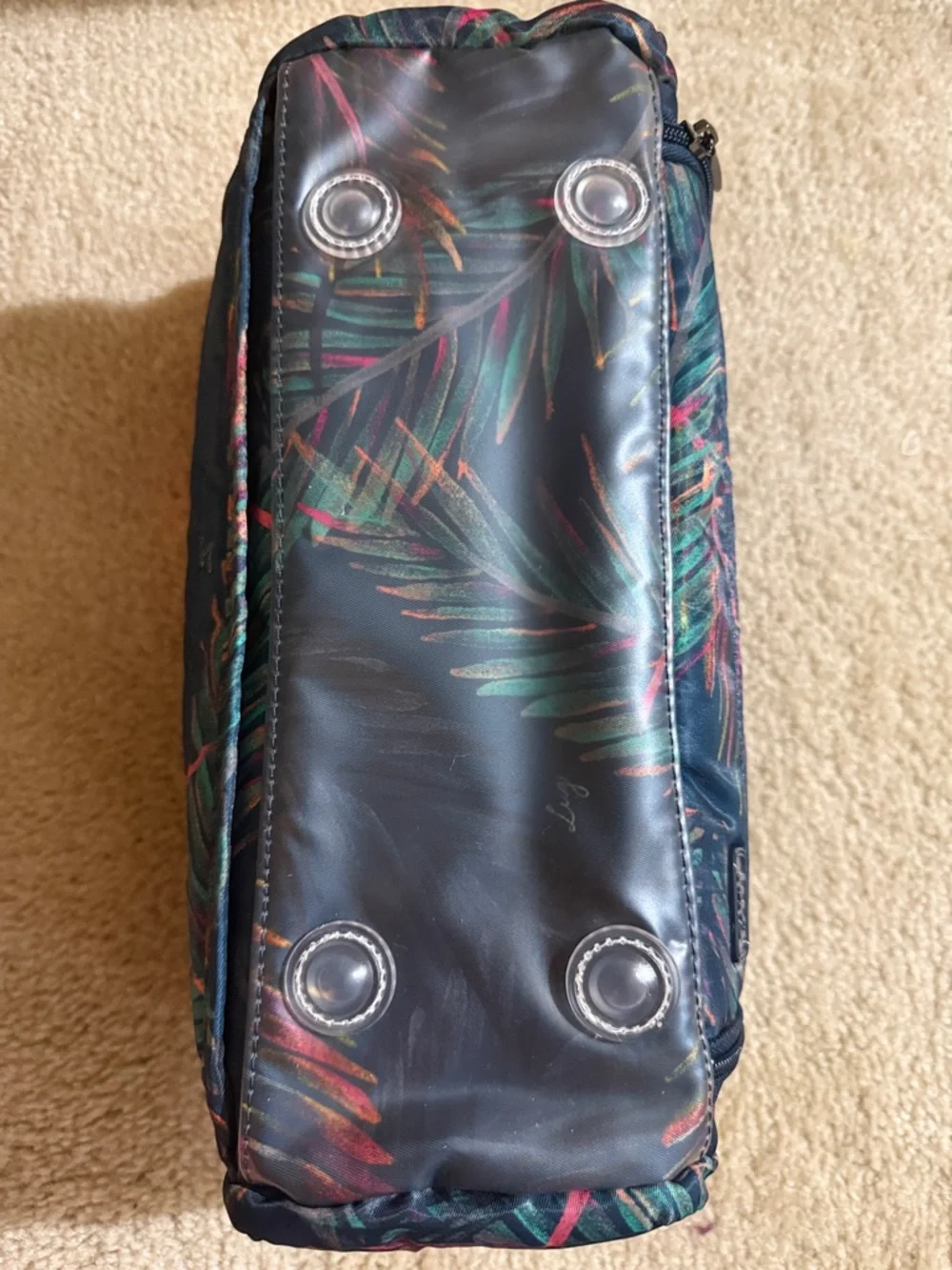 NWT lug trolley cosmetic case